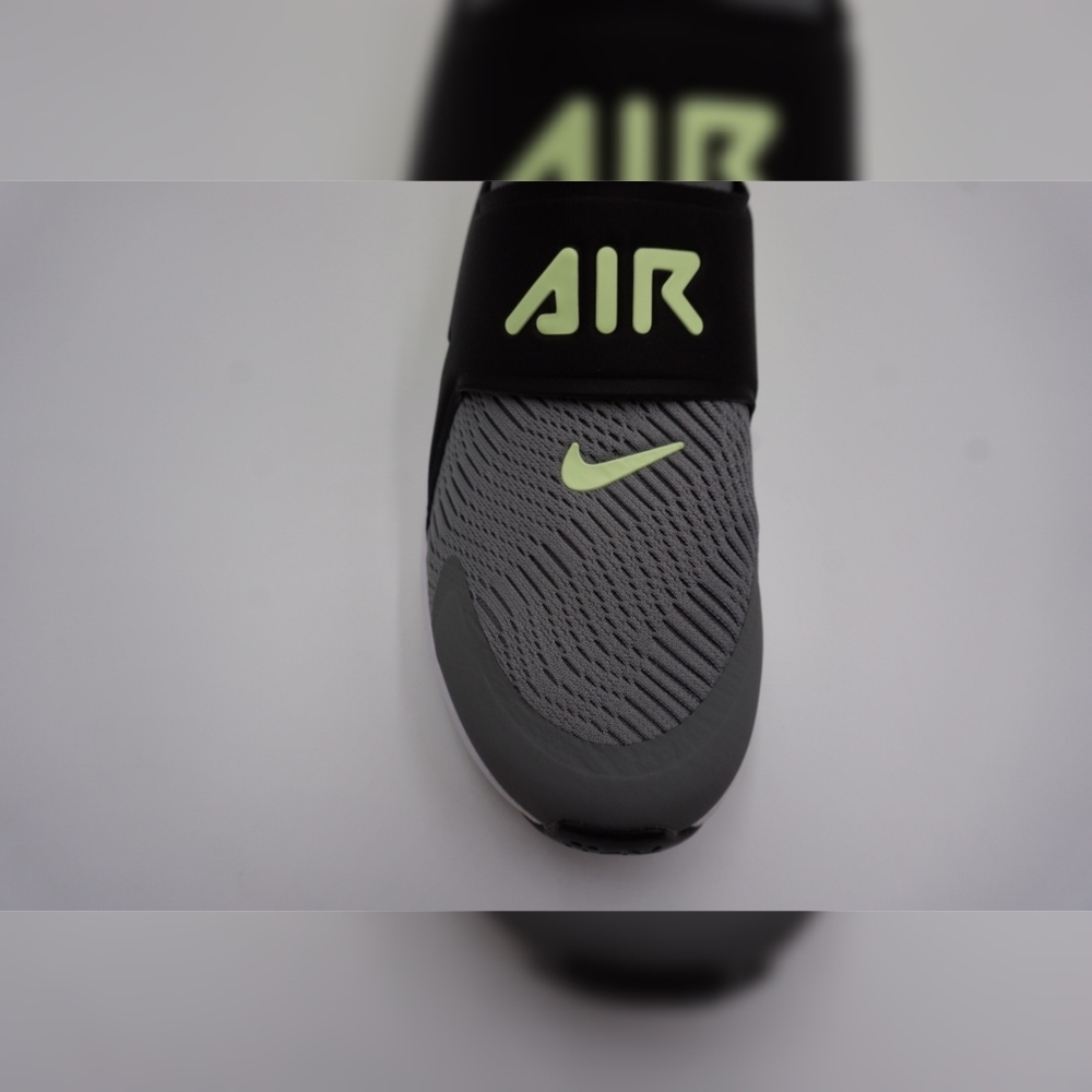 SOLD!!! Youth Nike Air Max 270 Extreme - Picture 8 of 9